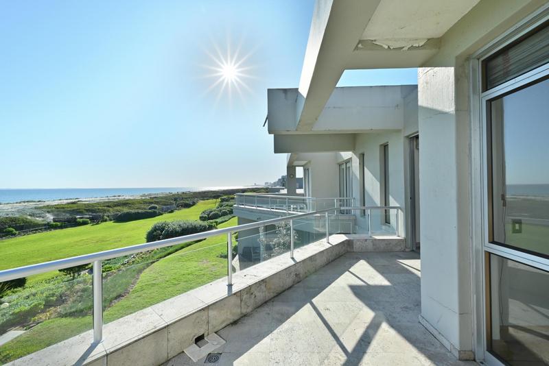 To Let 3 Bedroom Property for Rent in Dolphin Beach Western Cape